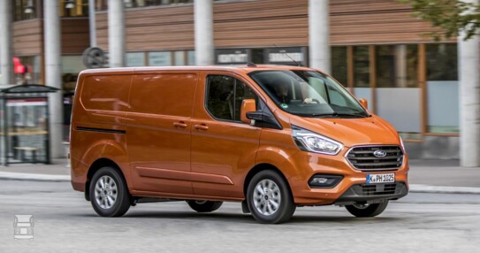 BIGTRUCK_01_Transit_Custom_PHEV_LR.jpg BIGTRUCK_01_Transit_Custom_PHEV_LR.jpg