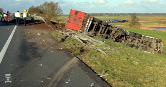 Boekema3-1400.jpg Boekema3-1400.jpg