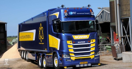 IEP_7718-1400.jpg IEP_7718-1400.jpg