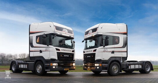 Van-Bakel_Scania-2-pers-2021.jpg