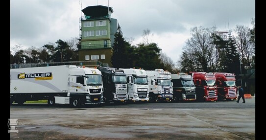 Tukker_truckers_vroeger_LR.jpg Tukker_truckers_vroeger_LR.jpg