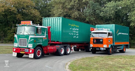 Mack F-700 en Volvo F88 Lommerts Mack F-700 en Volvo F88 Lommerts