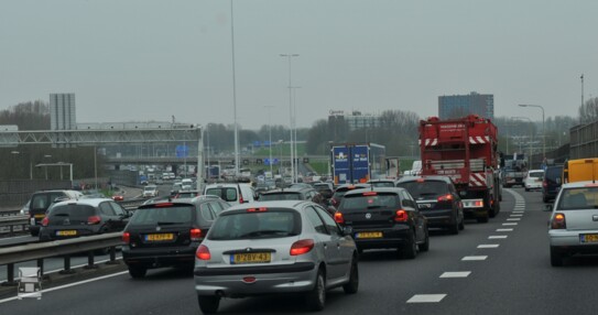 Verkeer_Nederland1LR.jpg Verkeer_Nederland1LR.jpg