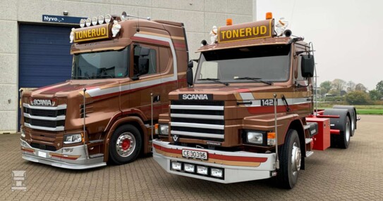 Crop-1400.jpg Crop-1400.jpg