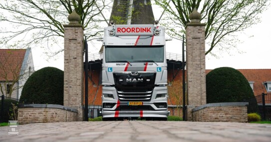 label-to-impress-_-roordink-transport-opleidingen-97-bxp-2-_-11-high (960 x 640) label-to-impress-_-roordink-transport-opleidingen-97-bxp-2-_-11-high (960 x 640)