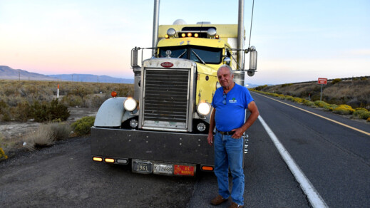 Peterbilt Bob Spooner (3) Peterbilt Bob Spooner (3)
